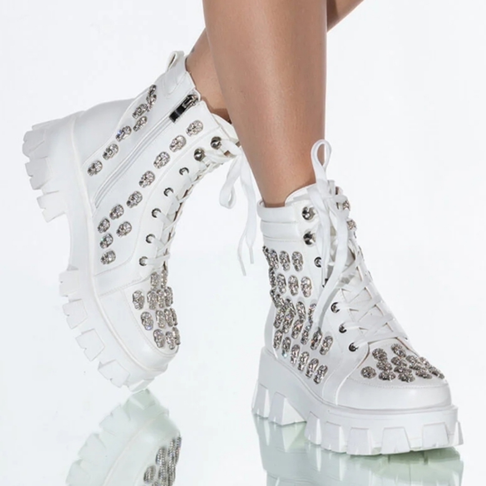 Azalea Wang Diamond Skull Flatform Bootie in White Size 9